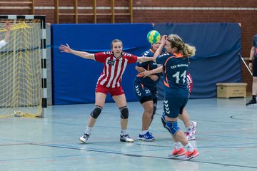 Bild 263 - Frauen Bramstedter TS - TSV Wattenbek 2 : Ergebnis: 20:24